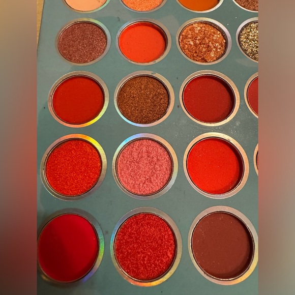 Favor Beauty Princess Belle Elsa Tiana Palette - Picture 6 of 11